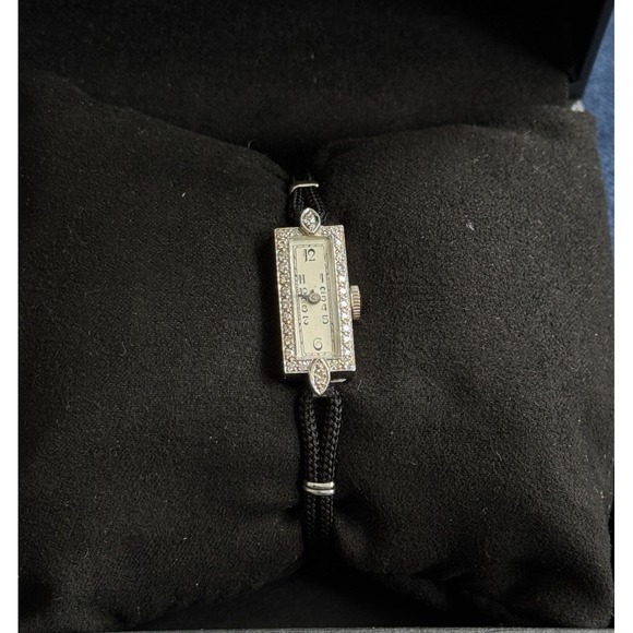 Unknown Jewelry - Antique Art Deco Ladies Cocktail Watch in Solid10% Iridium Platinum & Diamonds
